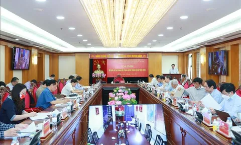 Tọa đàm 'Đổi mới cơ chế phân cấp, phân quyền trong bộ máy nhà nước'