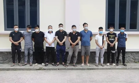 Mua bán thông tin 3.000 tài khoản ngân hàng, 10 đối tượng bị bắt giữ