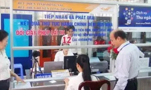 Làm thủ tục đổi bằng lái xe, có phải nộp ngay lại bằng cũ?