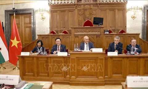 Chủ tịch Quốc hội Việt Nam và Chủ tịch Quốc hội Hungary chủ trì Toạ đàm lập pháp