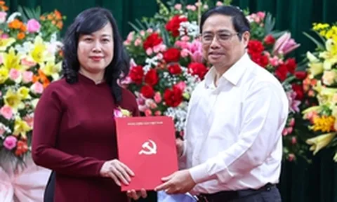Thủ tướng Phạm Minh Chính trao Quyết định Bí thư Ban Cán sự Đảng, Quyền Bộ trưởng Bộ Y tế