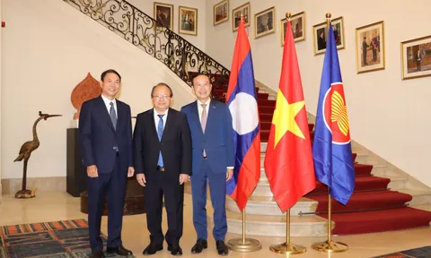 Giao lưu Việt - Lào tại Bỉ nhân kỷ niệm 60 năm Quan hệ ngoại giao Việt Nam - Lào