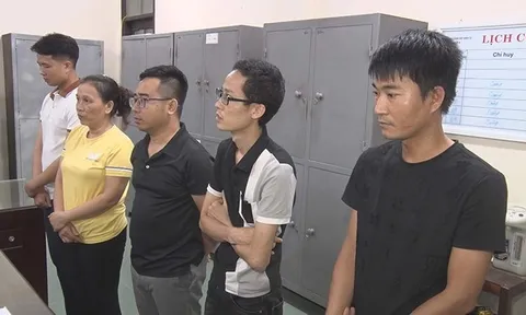 Triệt phá đường dây làm giả giấy phép lái xe ô tô, xe máy tại Hà Nam