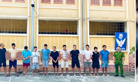 Bắt quả tang 14 đối tượng rủ nhau sát phạt trên chiếu bạc ở Lạng Sơn