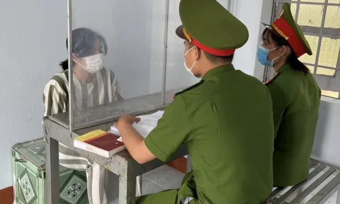 Hai đối tượng lừa đảo hàng loạt tiệm vàng, chiếm đoạt hàng trăm triệu đồng
