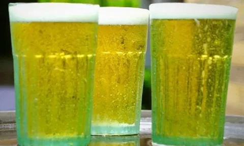 Mâu thuẫn tại quán bia, 1 người bị đâm tử vong