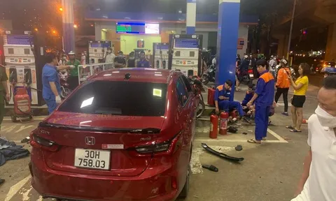 Xử lý thế nào tài xế đâm vào cây xăng đường Láng khiến 8 người bị thương?