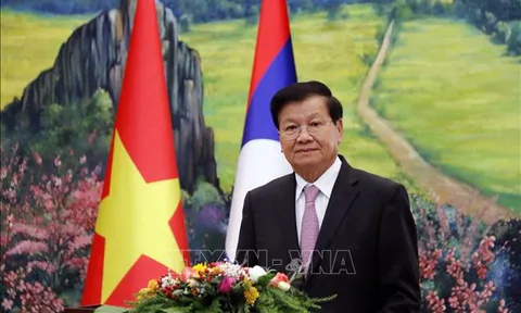 Tiếp tục bảo vệ, vun đắp mối quan hệ đặc biệt Lào - Việt Nam