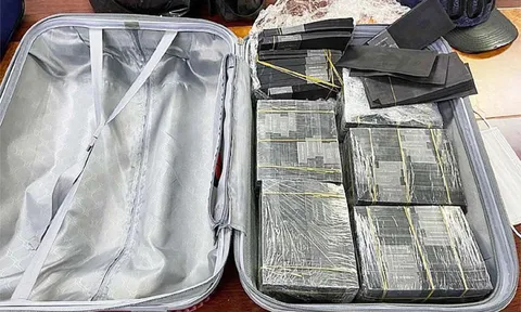 Nghi vấn hơn 1 triệu USD nhuộm đen được vận chuyển ra nước ngoài