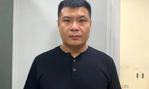 Triệu tập người đàn ông khống chế, đánh đập vợ cũ