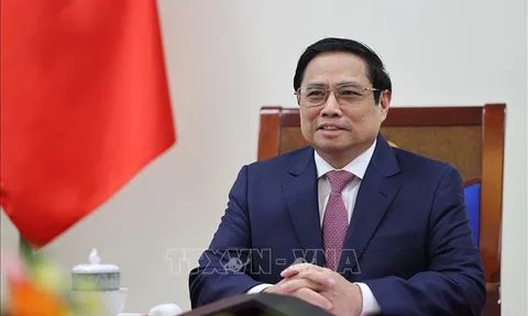 Thủ tướng Phạm Minh Chính điện đàm với Thủ tướng Trung Quốc Lý Khắc Cường