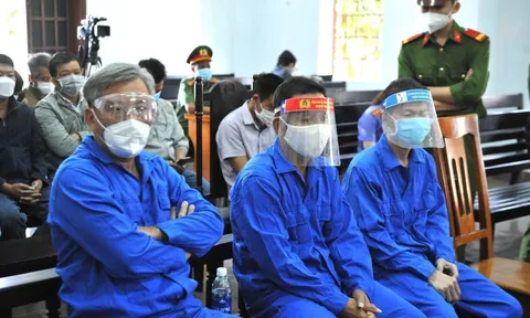 Vụ đường dây sản xuất, bán xăng giả Trịnh Sướng: Bất ngờ một bị cáo nói mình chỉ 'nhận tội thay'