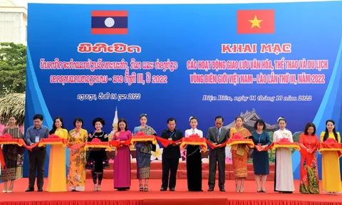 Sáng mãi giá trị đặc biệt của mối quan hệ hữu nghị Việt Nam - Lào