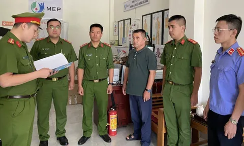 Bắt nguyên Phó Giám đốc và Phó trưởng phòng Kế hoạch CTCP dâu tằm tơ Mộc Châu