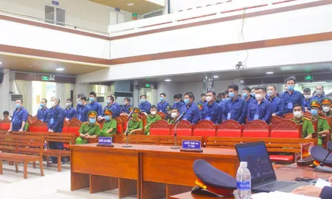 Xử vụ buôn lậu 200 triệu lít xăng dầu: Hé lộ về hàng trăm tỷ trong nhà chủ mưu