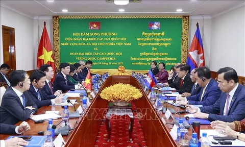 Củng cố, phát triển hơn nữa quan hệ hữu nghị hợp tác Việt Nam – Campuchia