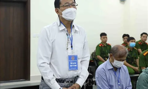 Cựu Thứ trưởng Bộ Y tế Cao Minh Quang bị đề nghị mức án từ 30 - 36 tháng tù treo