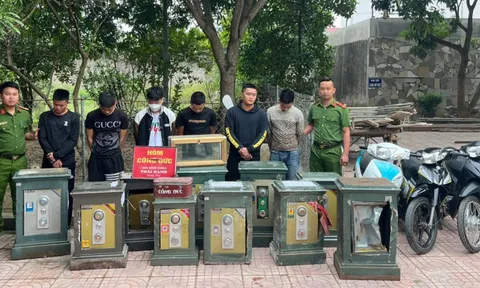 Bắt nhóm đối tượng chuyên trộm két sắt ở đền, chùa