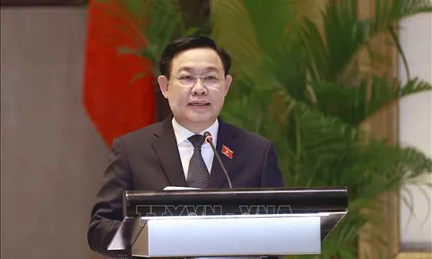 Chủ tịch Quốc hội Vương Đình Huệ dự Diễn đàn đầu tư - thương mại Việt Nam - Philippines