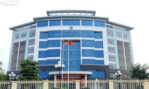 Bắt tạm giam Giám đốc và Phó Giám đốc Bảo hiểm xã hội Bắc Ninh