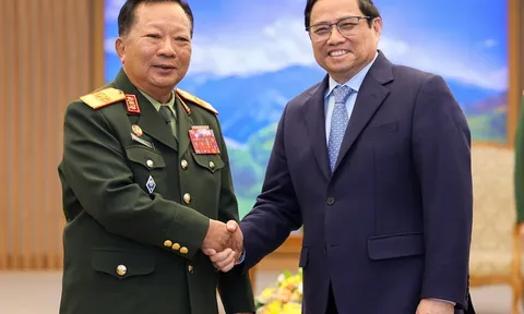 Hợp tác quốc phòng là trụ cột quan trọng trong quan hệ Việt-Lào