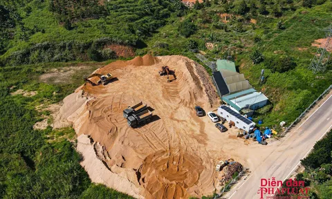Lâm Đồng: Cần làm rõ tình trạng khai thác, tập kết khoáng sản cát trái phép tại xã Lộc Nam
