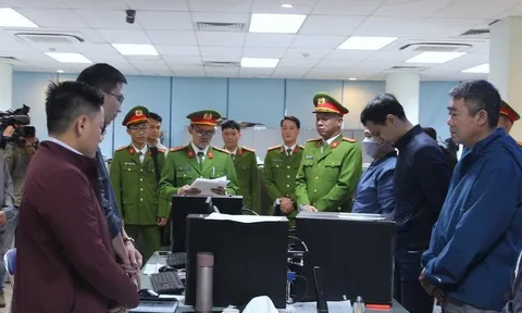 Công an khám xét Phòng kiểm định xe cơ giới, Cục Đăng kiểm Việt Nam