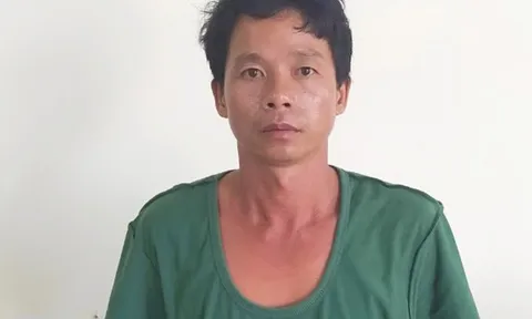 Tạm giữ tên trộm giật vô lăng của tài xế khiến xe khách lao xuống mương