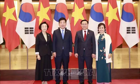 Chủ tịch Quốc hội Vương Đình Huệ đón, hội đàm với Chủ tịch Quốc hội Hàn Quốc