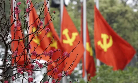 Mùa Xuân nghĩ về Đảng