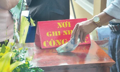 Quy định mới về tiếp nhận, quản lý, sử dụng tiền công đức
