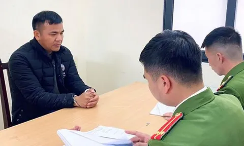 Tạm giữ đối tượng dùng clip 'nóng' để cưỡng đoạt tài sản