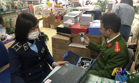 Phát hiện máy đo nồng độ cồn không rõ nguồn gốc ở Hà Nội