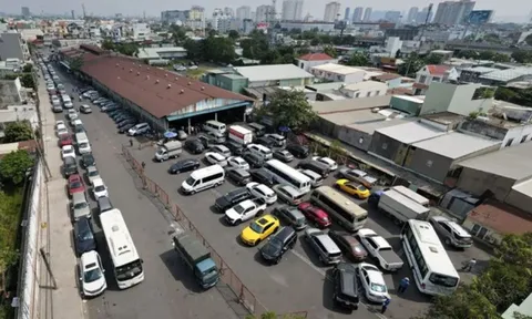 Chính phủ chỉ đạo giải quyết dứt điểm tình trạng ách tắc đăng kiểm trong tháng 3/2023