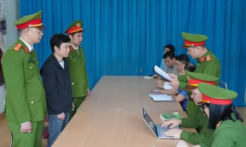 Hà Giang: Khởi tố, bắt tạm giam cán bộ Trung tâm đăng kiểm xe cơ giới