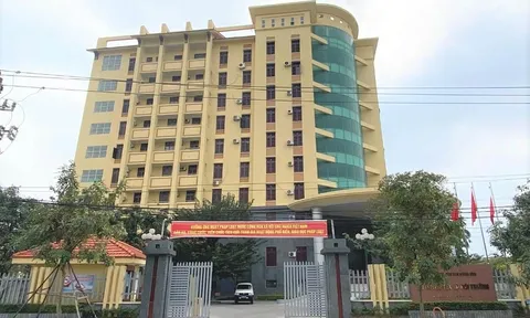 Một cán bộ sở Tài nguyên và Môi trường bị khởi tố về tội Đánh bạc