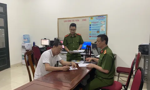 Từ vụ ô tô tông 17 xe máy trên phố: Xe mất phanh gây tai nạn, trách nhiệm thuộc về ai?