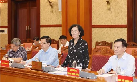 Thường trực Ban Bí thư chủ trì giao ban với các ban đảng, 4 văn phòng, cơ quan, đoàn thể Trung ương
