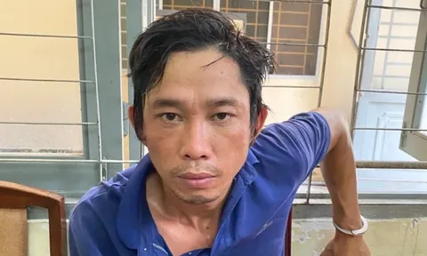 TP.HCM: Bắt kẻ cướp giật cầm dao đe dọa người truy đuổi