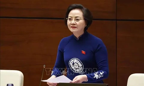 Bộ Nội vụ đề xuất xây dựng các phương án triển khai chế độ tiền lương mới