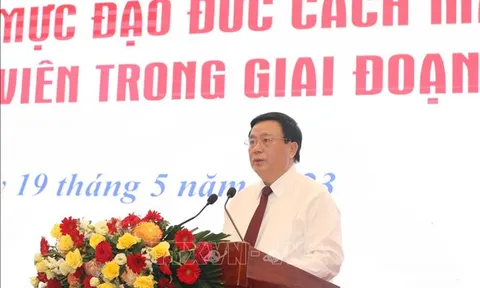 Xây dựng chuẩn mực đạo đức cách mạng của cán bộ, đảng viên trong giai đoạn mới