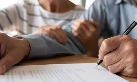 Lập di chúc để lại nhà đất nhưng không cho bán, có được không?
