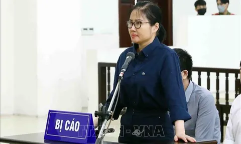 Không chấp nhận kháng cáo của Nguyễn Thị Thanh Nhàn cùng các đồng phạm đang bỏ trốn