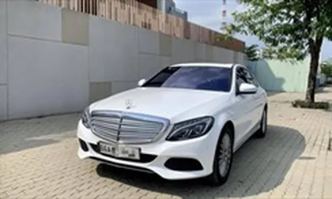 Cục Đăng kiểm yêu cầu giải trình vụ xe Mercedes bị đánh trượt kiểm định