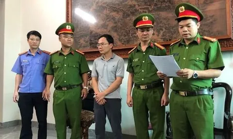 Khởi tố, bắt tạm giam nguyên giám đốc trung tâm đăng kiểm ở Hà Nam