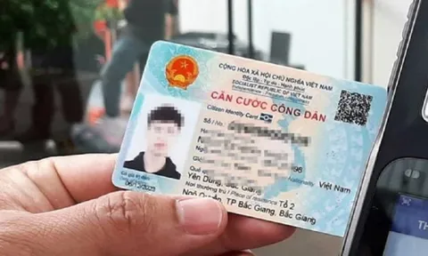 Ra nước ngoài định cư, có bị thu hồi căn cước công dân?
