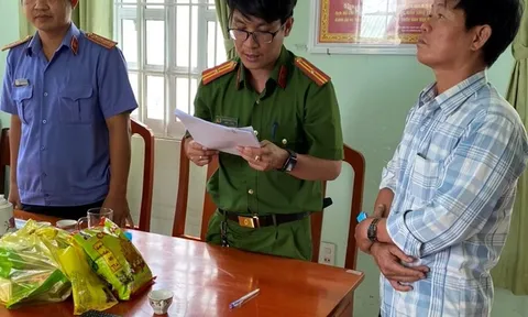 Bắt tạm giam chủ cửa hàng xe máy lừa đảo chiếm đoạt hơn 10 tỷ đồng