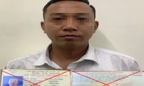 Khởi tố tài xế chạy quá tốc độ, sử dụng giấy phép lái xe giả