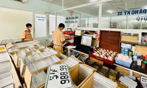 Từ 1/7, các bước thực hiện đấu giá biển số xe ô tô như thế nào?