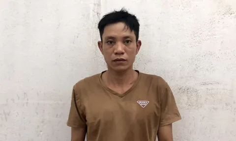 Mâu thuẫn với vợ, chồng đốt quán trà sữa
